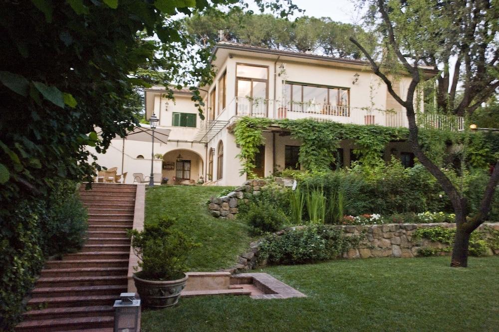 Villa Magnolia Relais ローマ エクステリア 写真